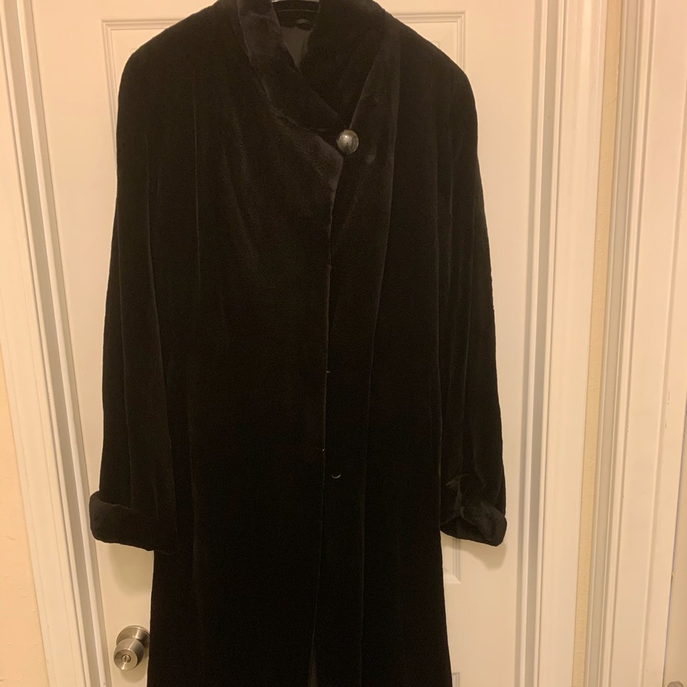 Sheared Mink Coat - Picture 5 of 6